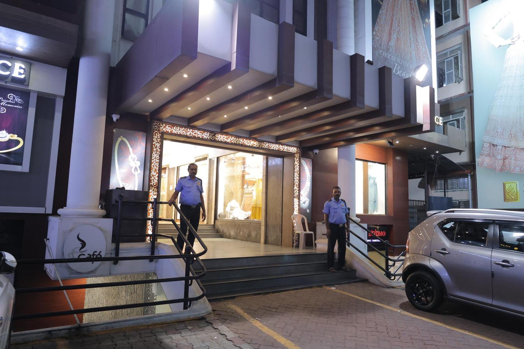 Hotel Mangalore International Luaran gambar