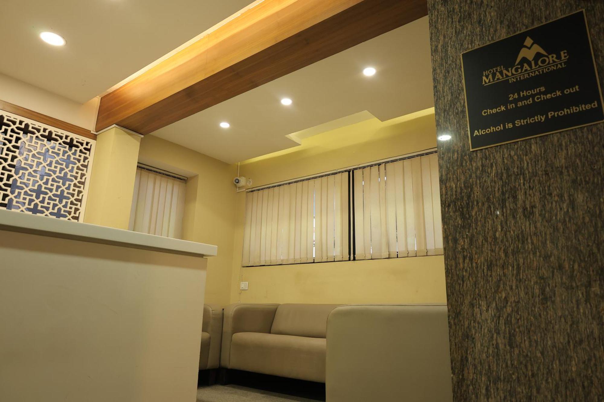 Hotel Mangalore International Luaran gambar