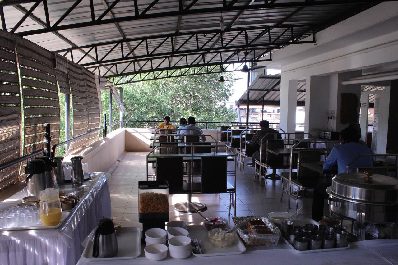 Hotel Mangalore International Luaran gambar